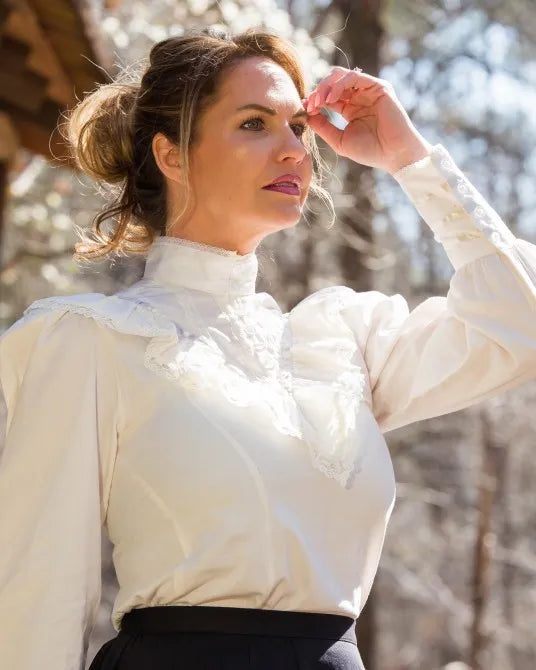 Naturvit blus "Clara"
